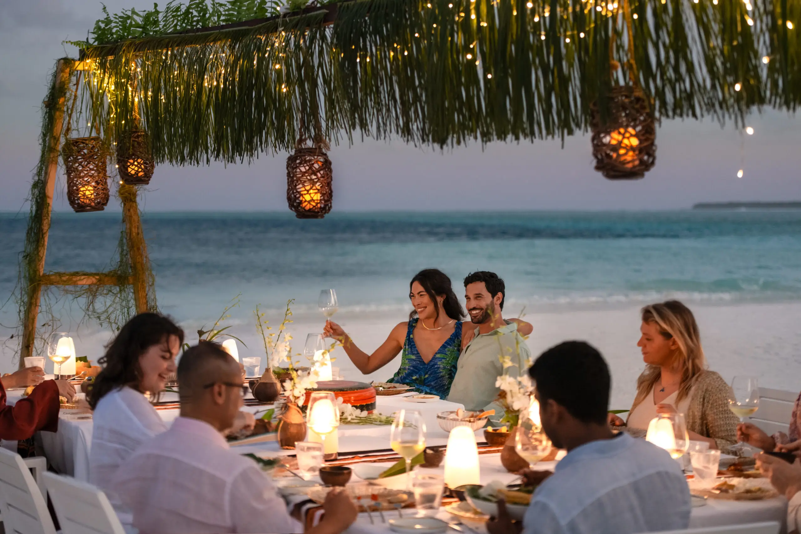 Гастрономический ужин на пляже Conrad Maldives